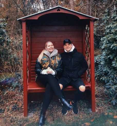 Nikkie de Jager with her fiancé Dylan Drossaers.